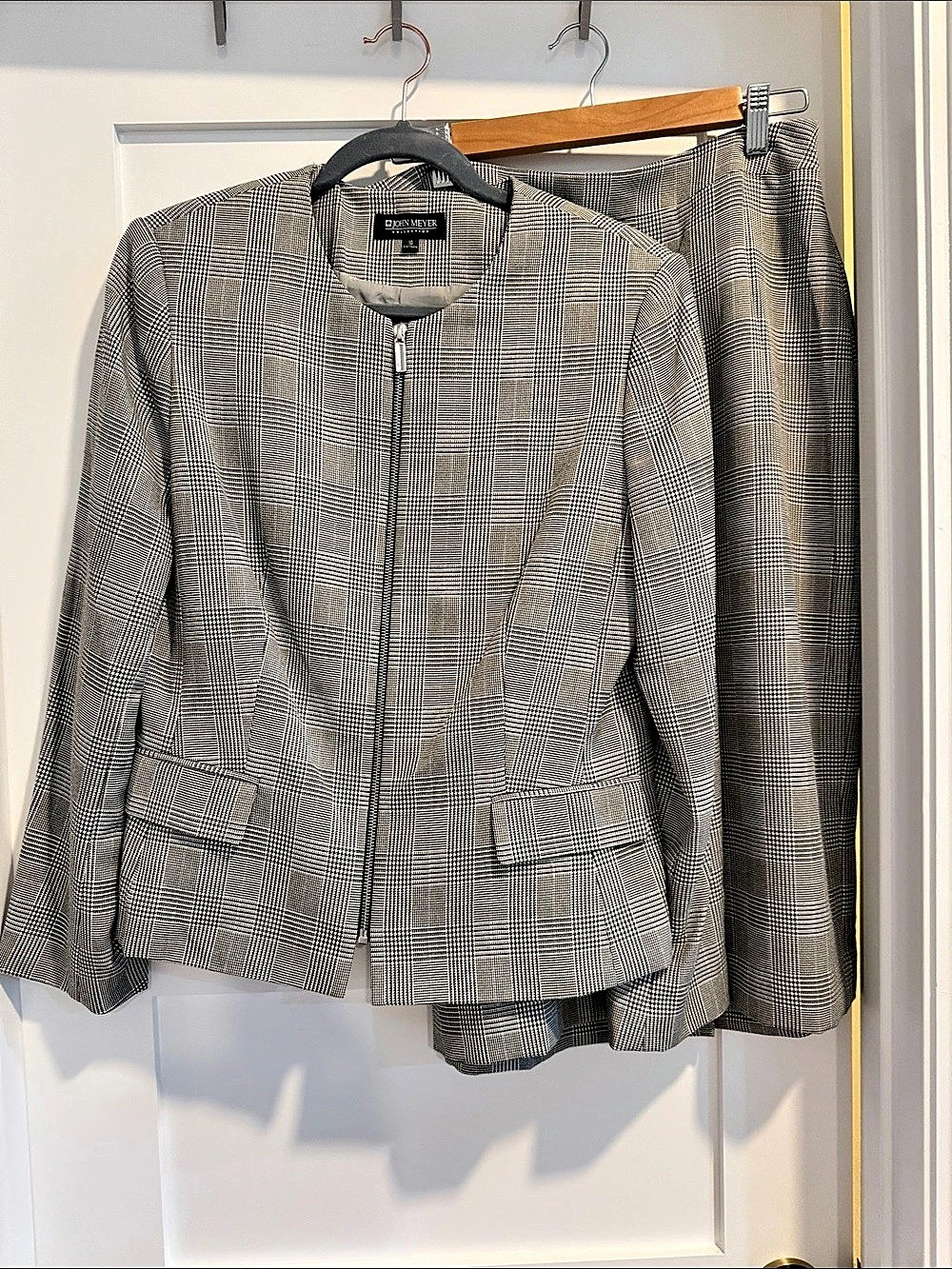 John Meyer Collection Houndstooth Suit Set in Gray & White Size 10